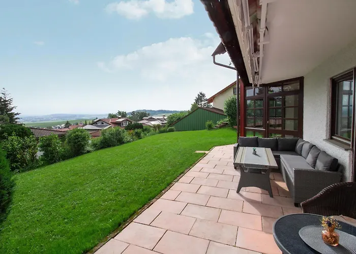 Apartment Kneer - Panoramic View & Private Garden Near Black Forest & Lake Constance